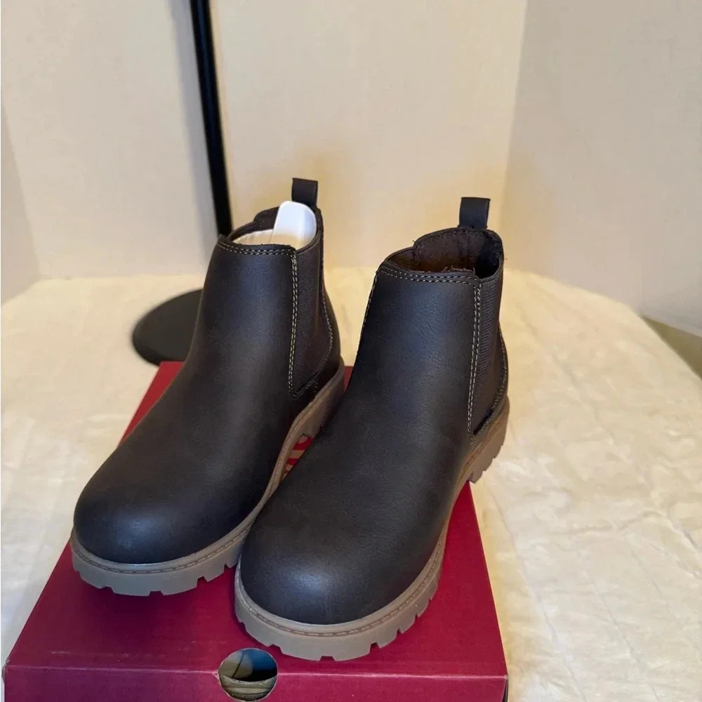 Levi’s Chelsea Boots Kids Size 2- Dark Brown